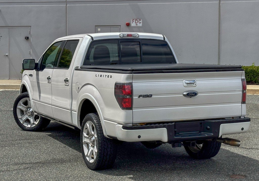 Used 2011 Ford F150 Lariat Limited AWD/4WD image 13