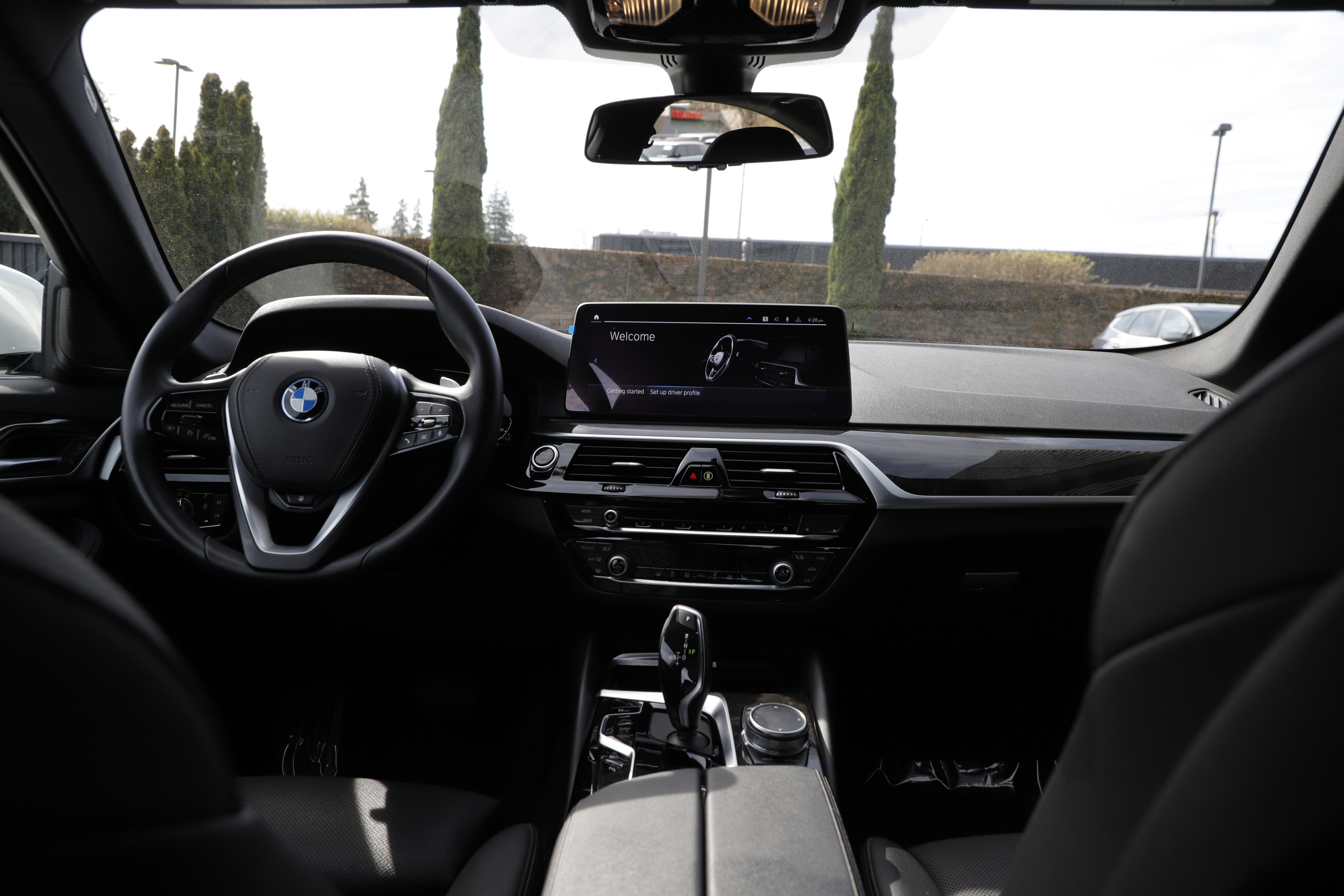 Used 2023 BMW 530e xDrive w/ Premium Package AWD/4WD image 14