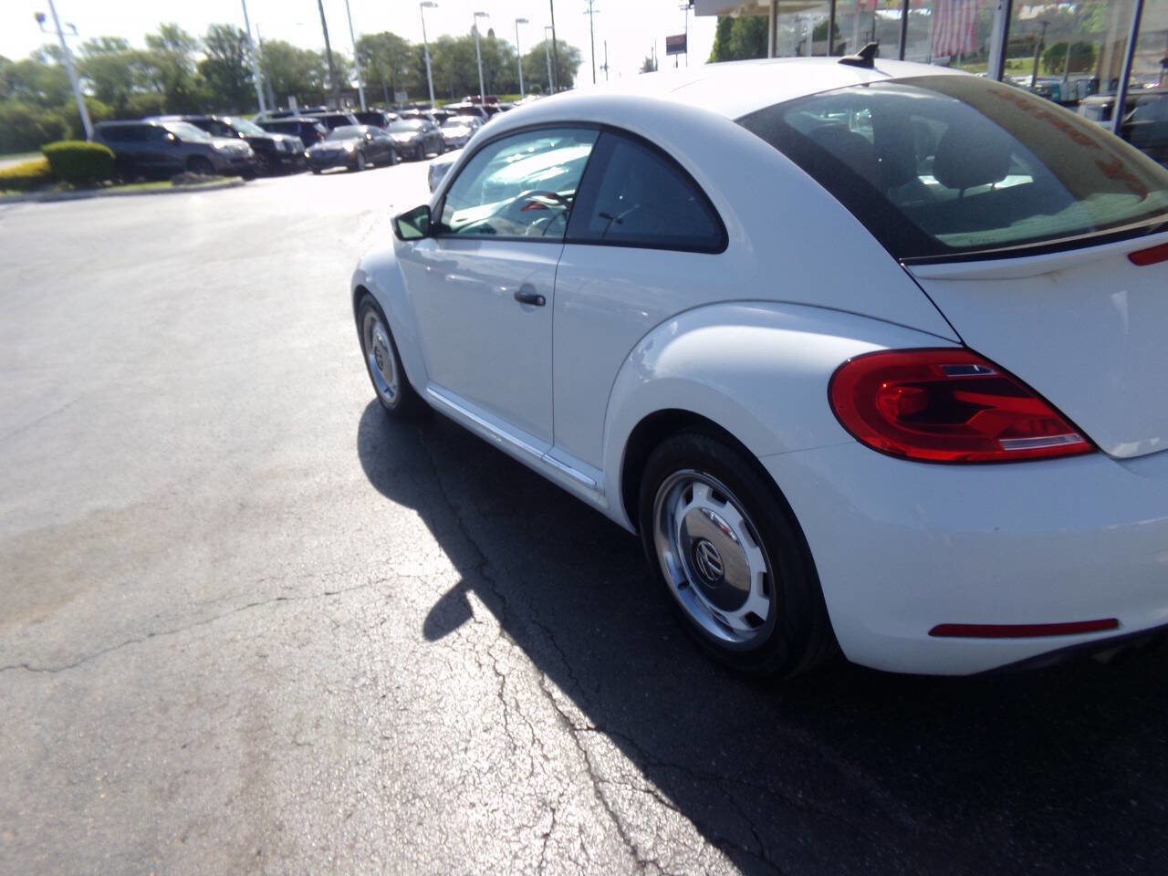 Used 2015 Volkswagen Beetle 1.8T Classic image 24