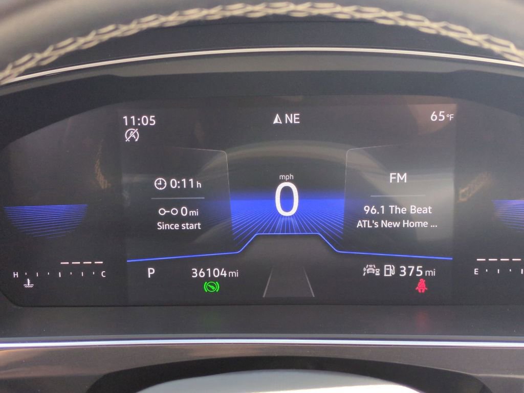 Used 2024 Volkswagen Tiguan SE image 16