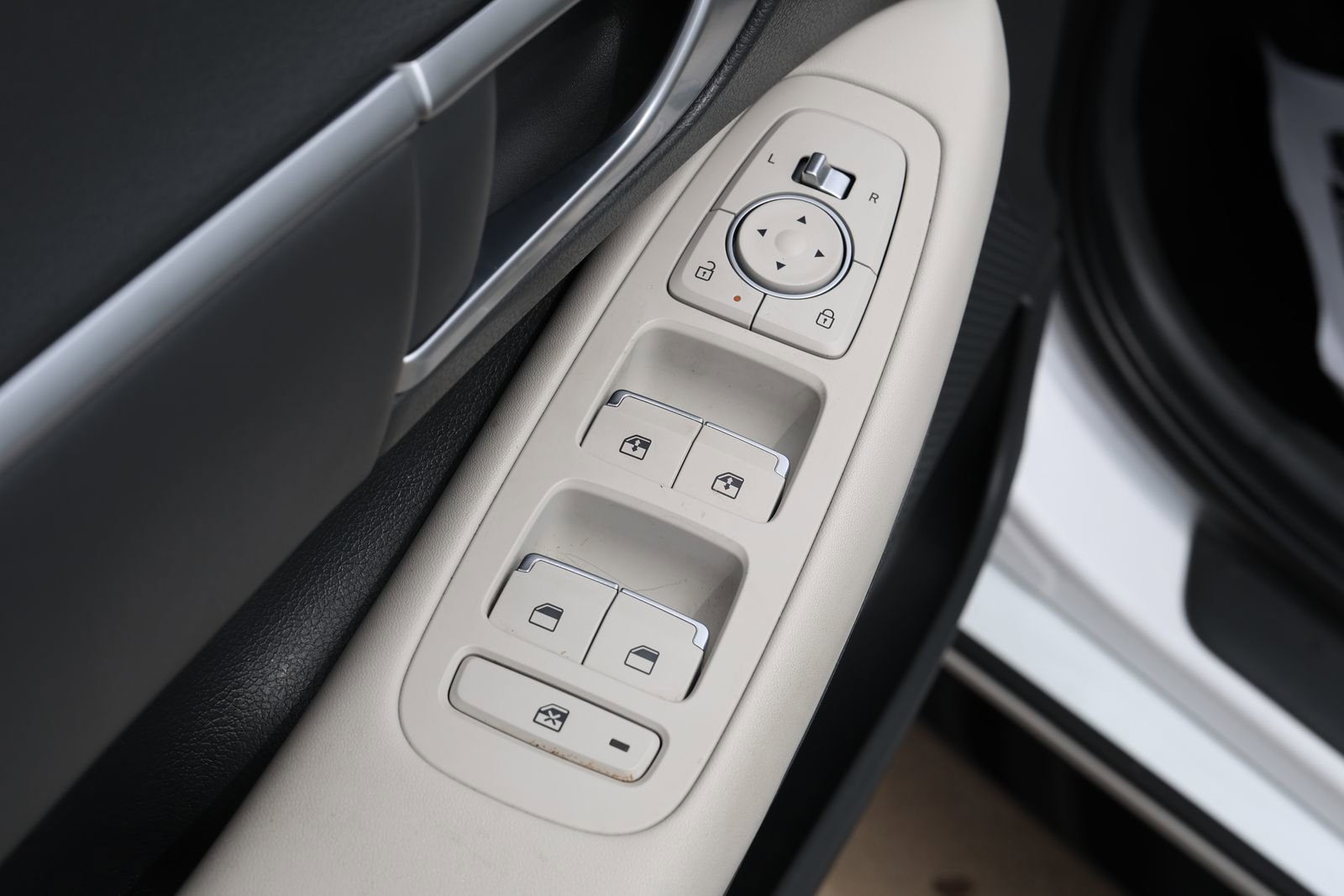 Used 2024 Hyundai Sonata SEL image 26