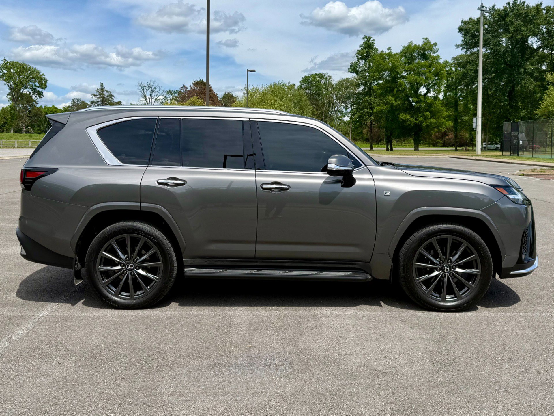 Used 2024 Lexus LX 600 F Sport AWD/4WD image 5