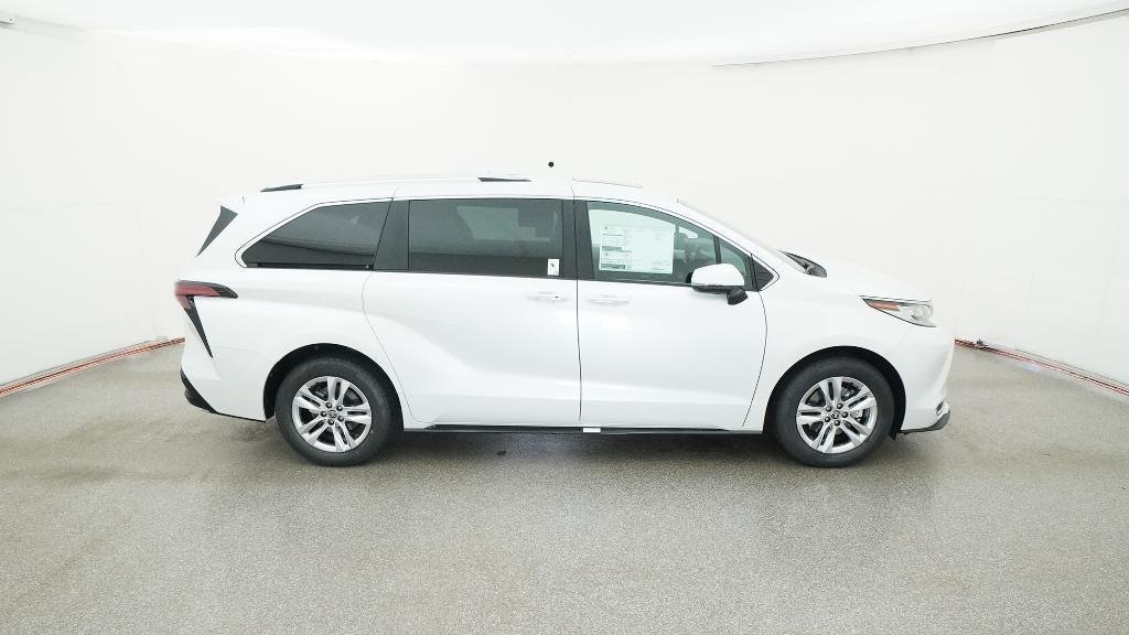 New 2026 Toyota Sienna Limited FWD image 14
