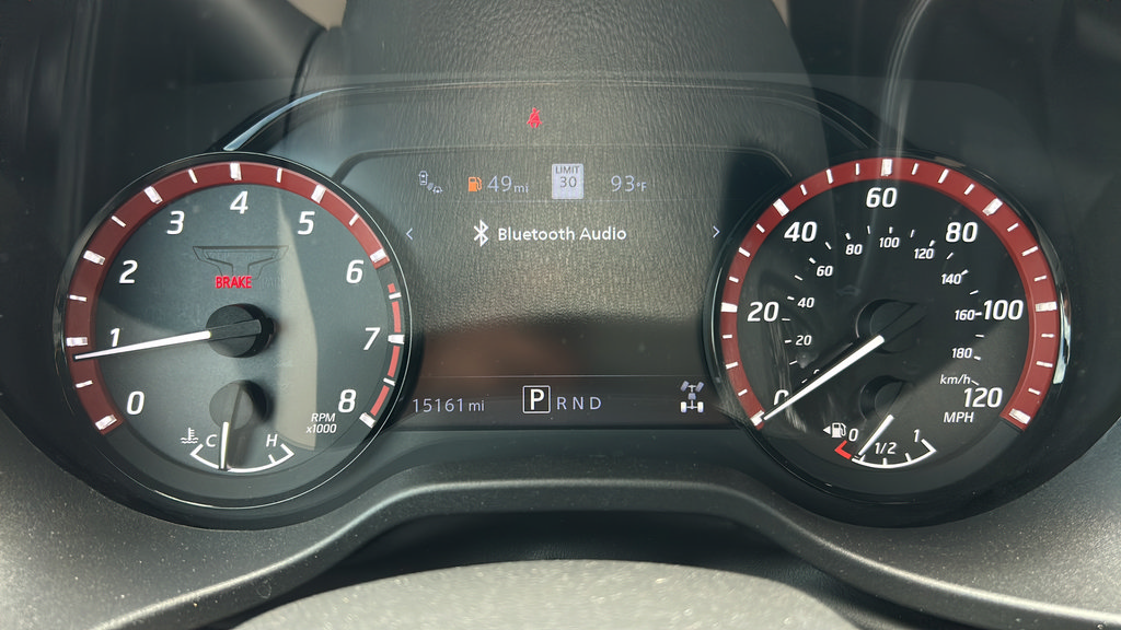 Used 2024 Nissan Titan PRO-4X w/ Pro-4x Convenience Package AWD/4WD image 29