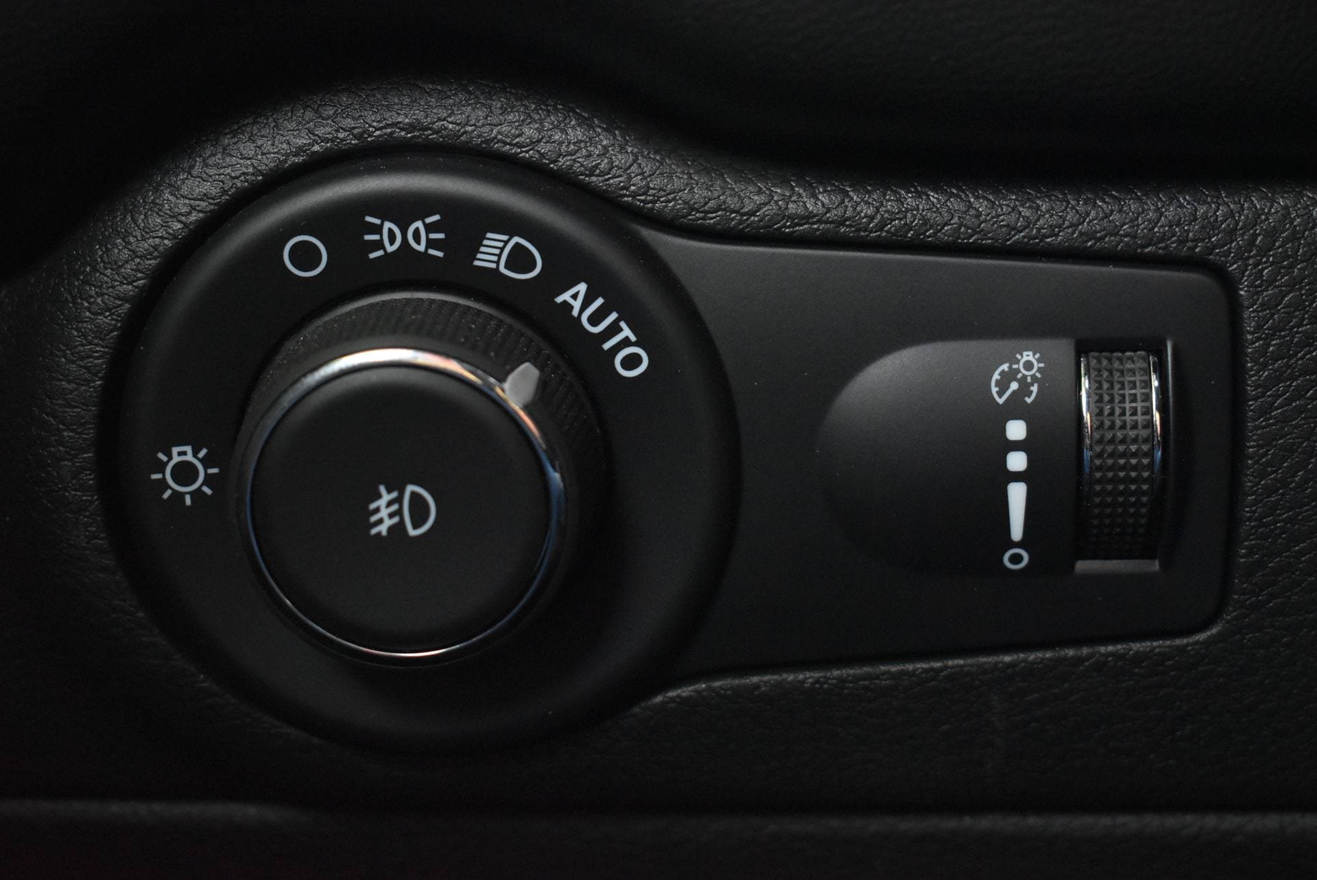 Used 2023 Dodge Durango R/T AWD/4WD image 20