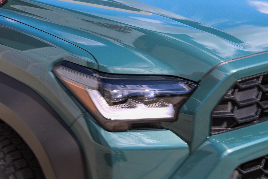 New 2026 Toyota 4Runner Trailhunter AWD/4WD image 5