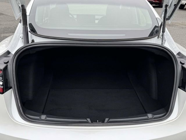 Used 2021 Tesla Model 3 Standard Range Plus image 12