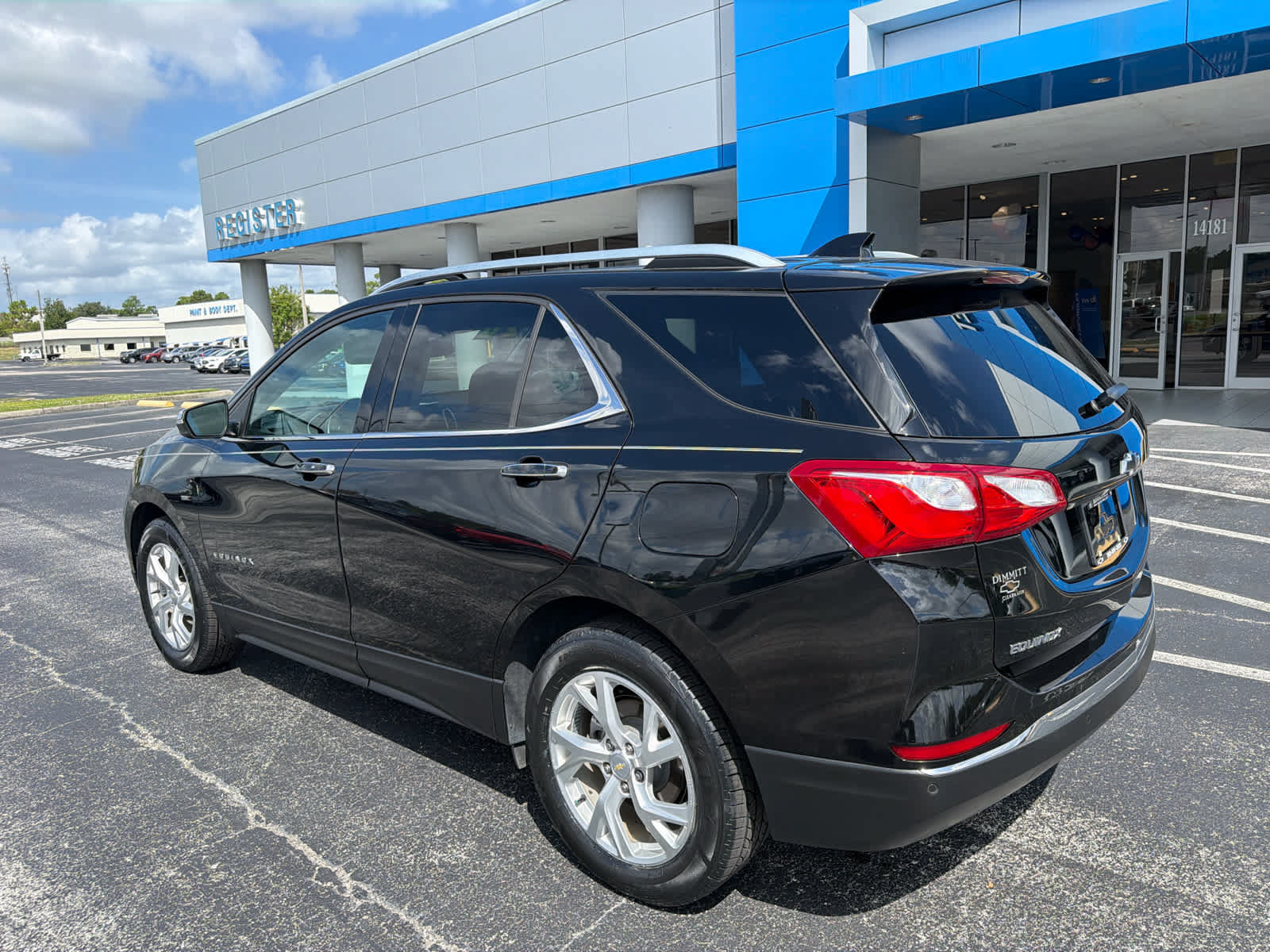 Used 2020 Chevrolet Equinox Premier FWD image 3