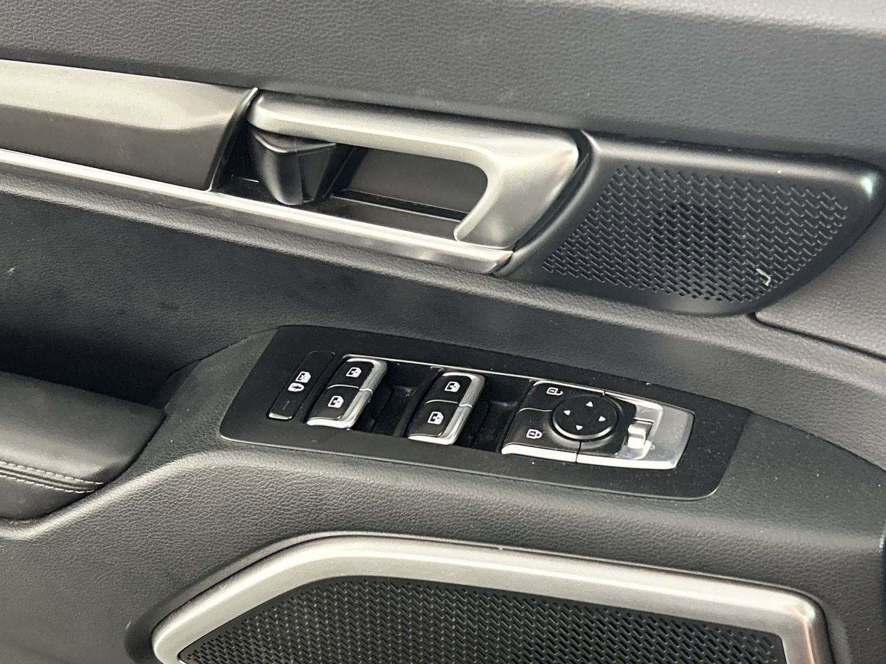 Used 2025 Kia Telluride S AWD/4WD image 20