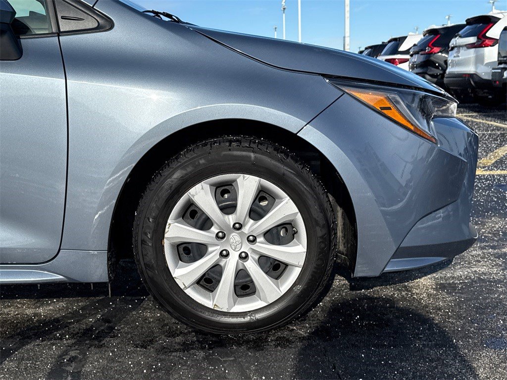 Used 2022 Toyota Corolla LE image 13
