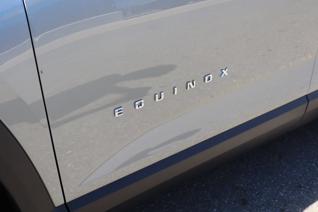 New 2026 Chevrolet Equinox LT w/ Convenience Package II FWD image 8
