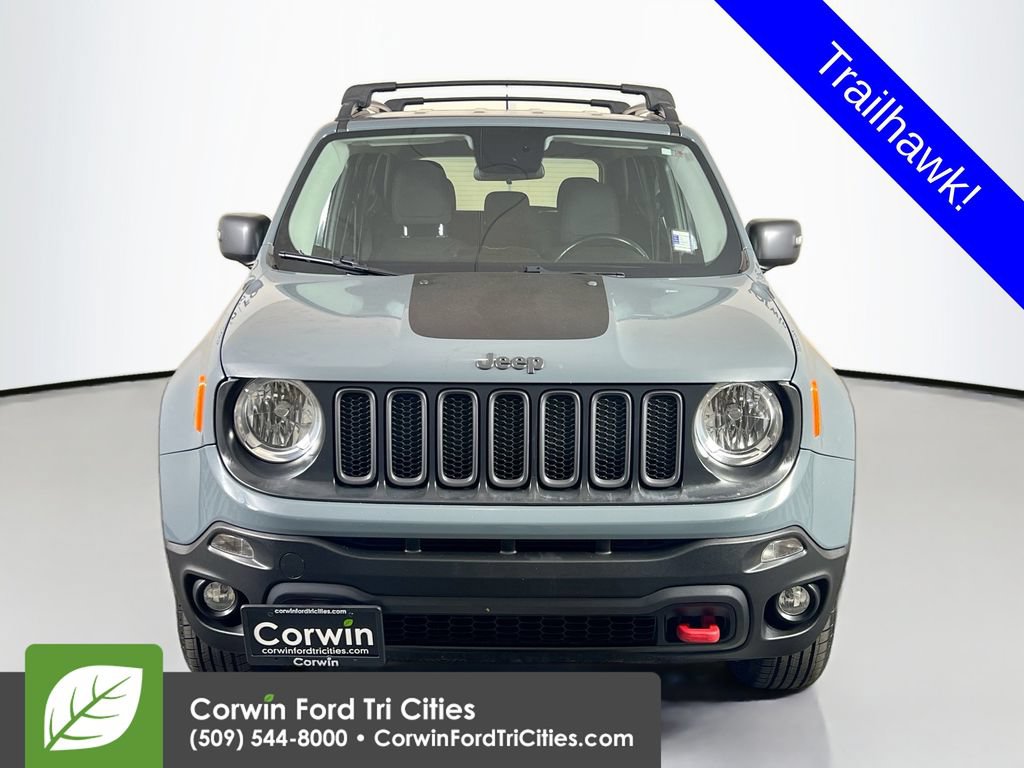 Used 2017 Jeep Renegade Trailhawk w/ Cold Weather Group II AWD/4WD image 4