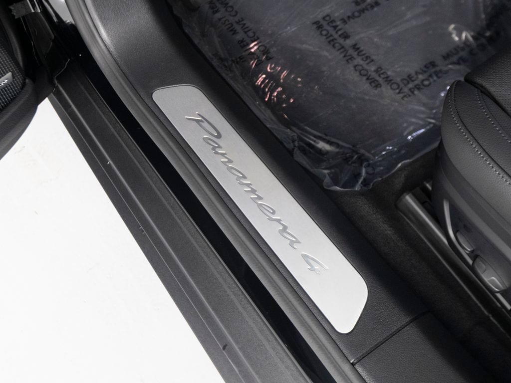 New 2026 Porsche Panamera 4 AWD/4WD image 23