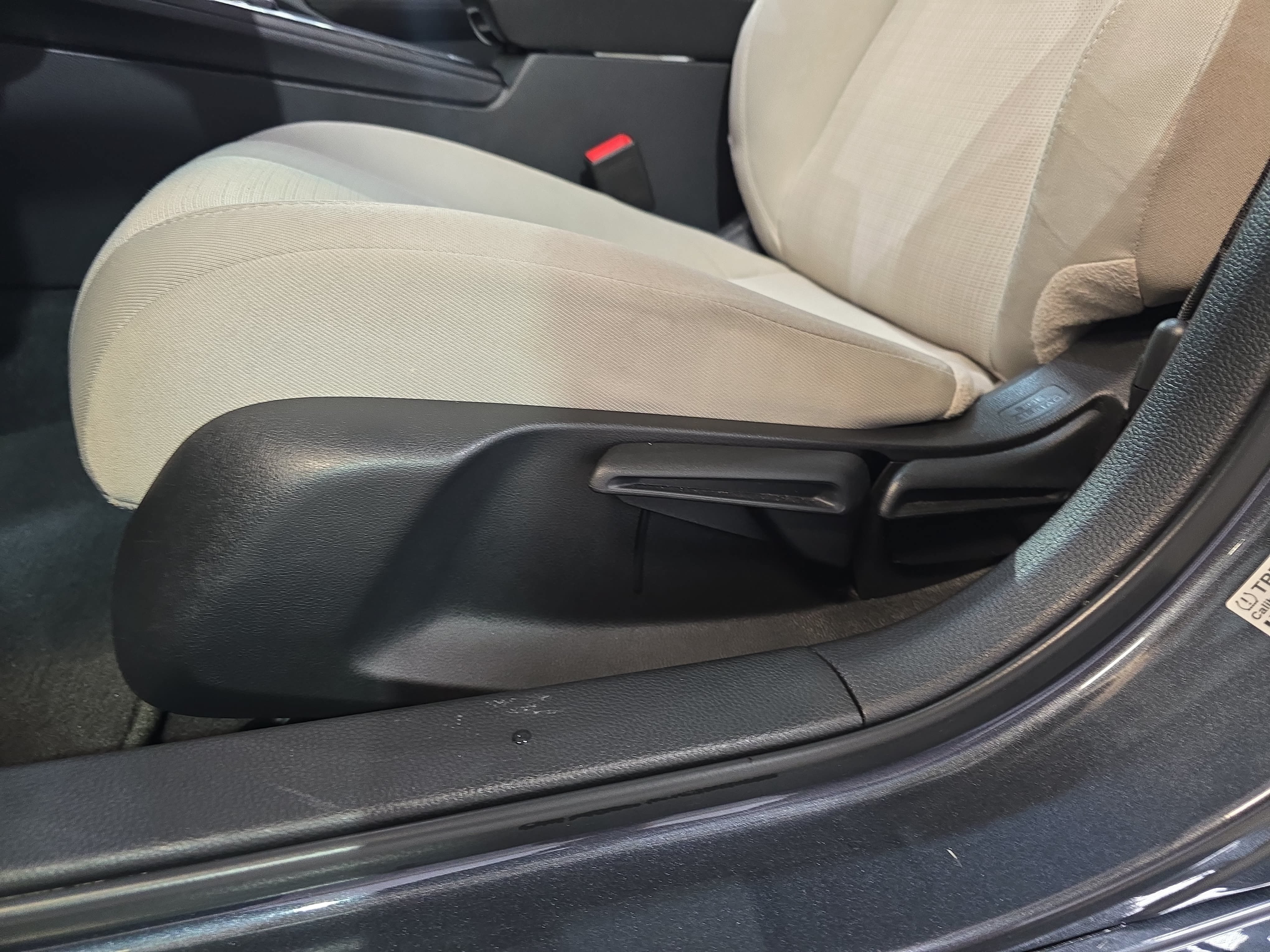 Used 2024 Honda Civic EX image 26