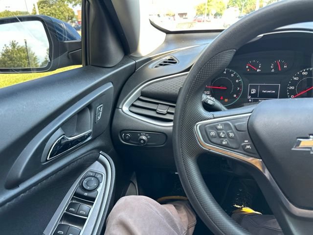 Used 2024 Chevrolet Malibu LT FWD image 37