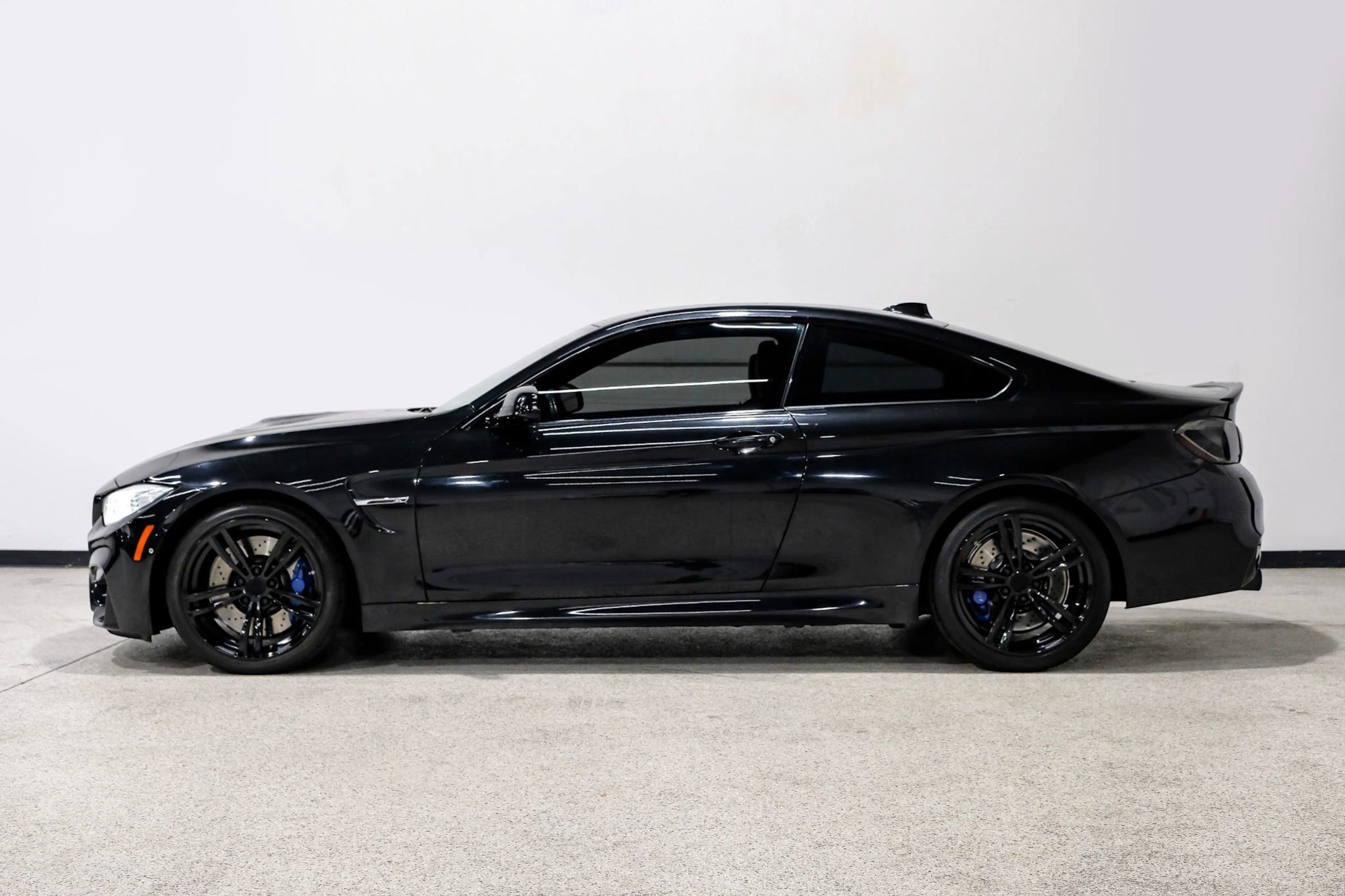 Used 2015 BMW M4 Coupe image 9