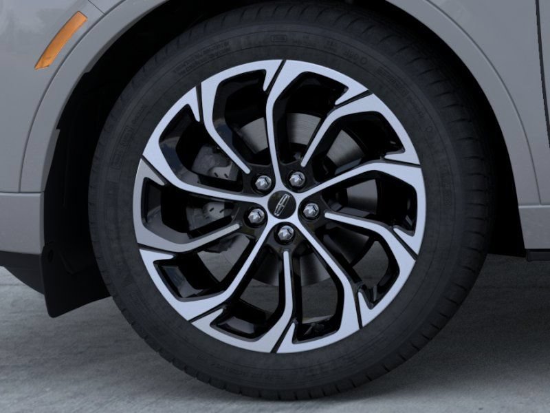 New 2026 Lincoln Nautilus Reserve AWD/4WD image 12