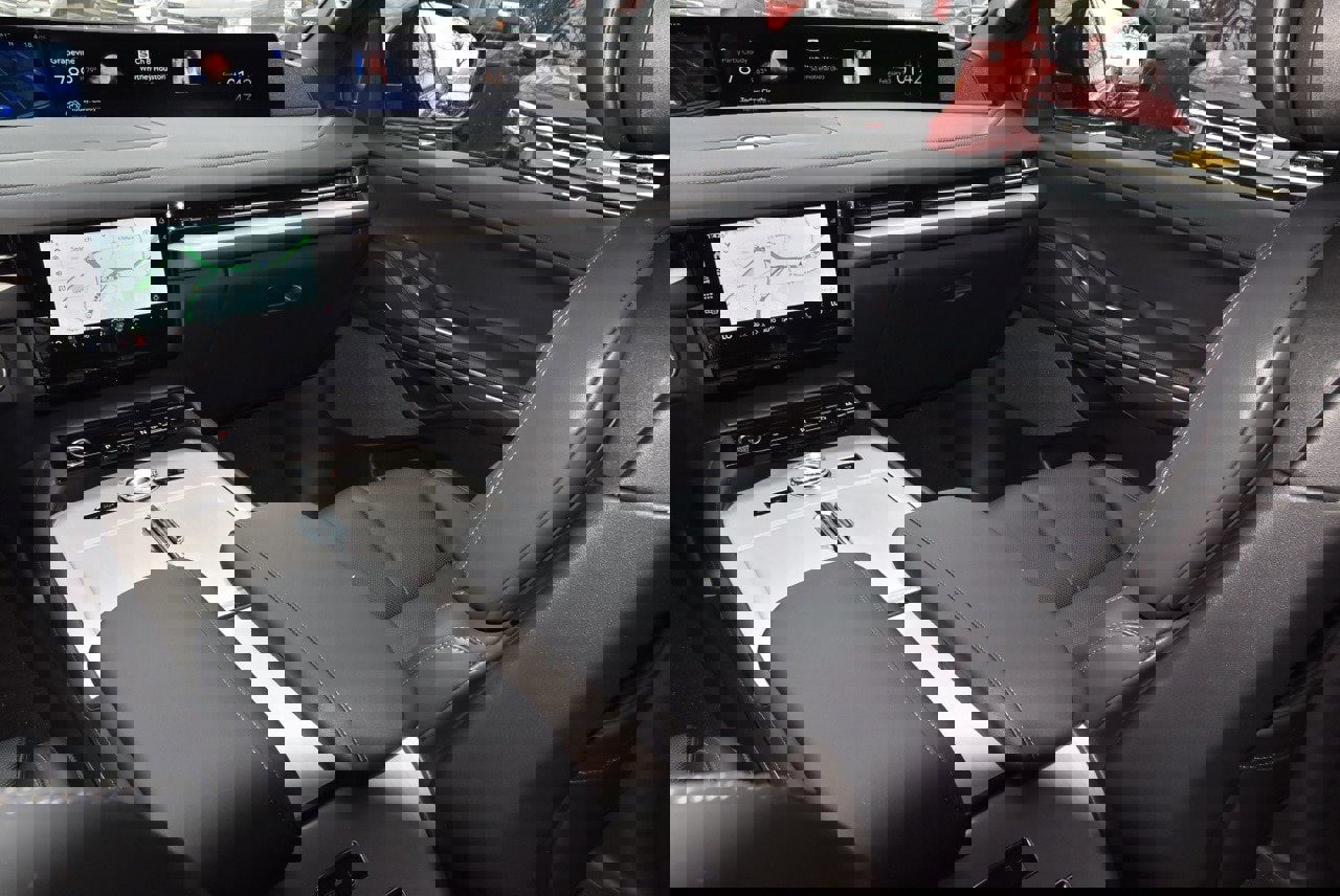 New 2025 Lincoln Navigator Reserve w/ Jet Appearance Package image 25