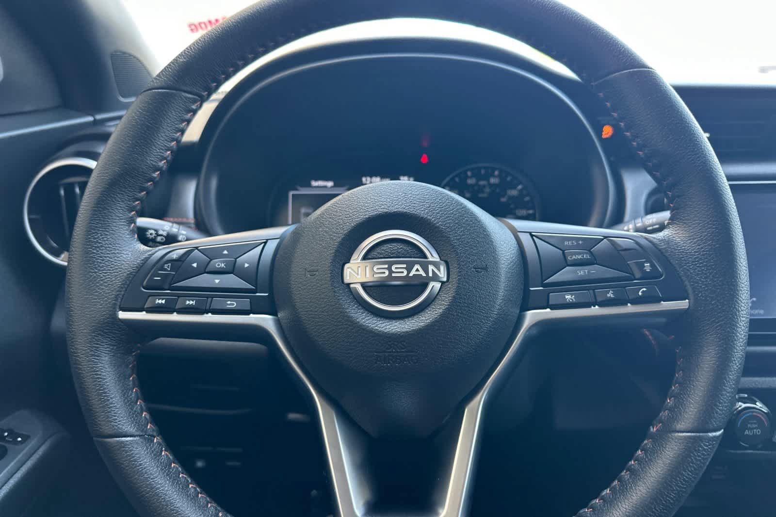 Used 2023 Nissan Kicks SR w/ Interior Electronics Package FWD image 22