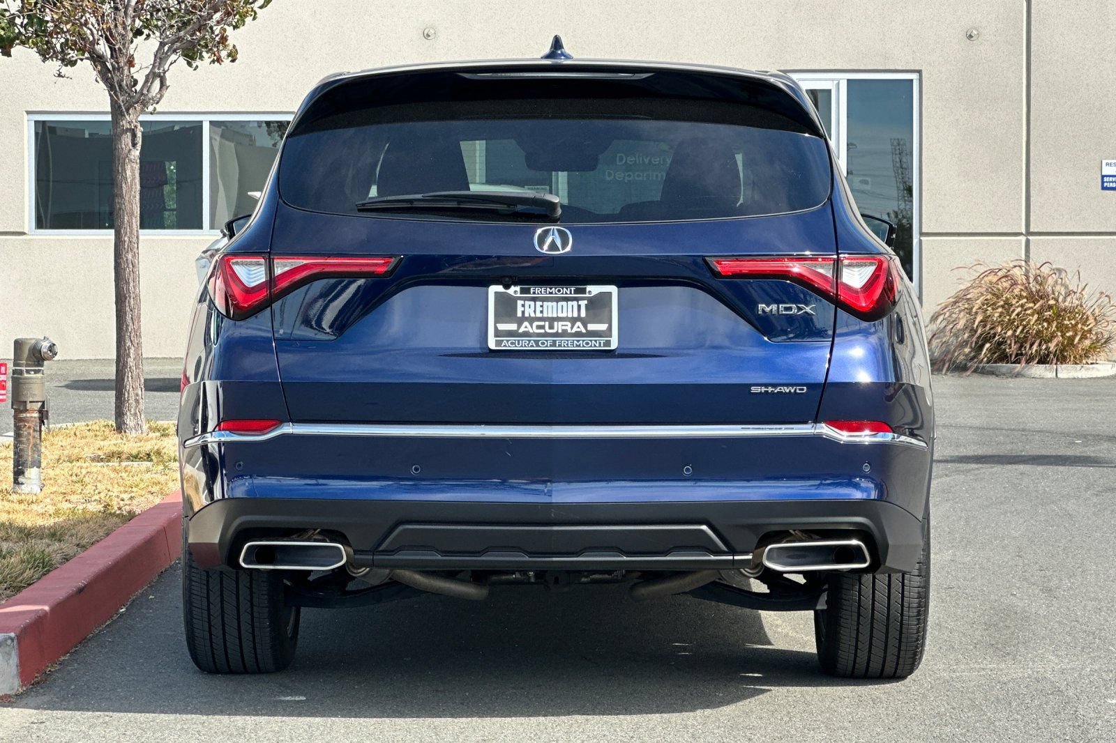 Used 2024 Acura MDX w/ Technology Package AWD/4WD image 5