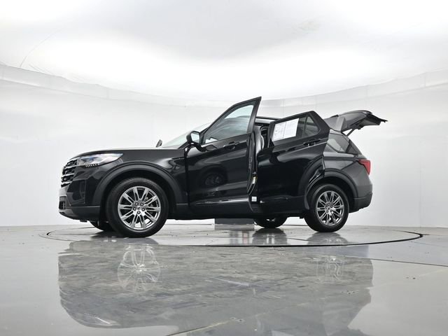 Certified 2025 Ford Explorer Active w/ Active Comfort Package image 50