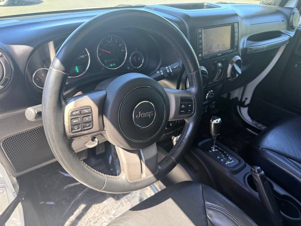 Used 2013 Jeep Wrangler Unlimited Sahara w/ Dual Top Group AWD/4WD image 16