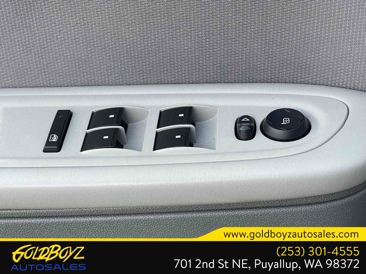Used 2012 Chevrolet Traverse LS AWD/4WD image 36