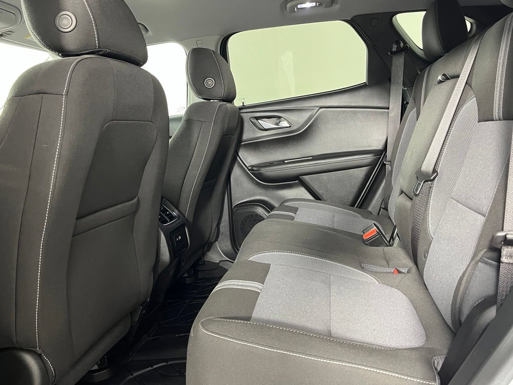 Used 2023 Chevrolet Blazer LT w/ Convenience Package FWD image 18