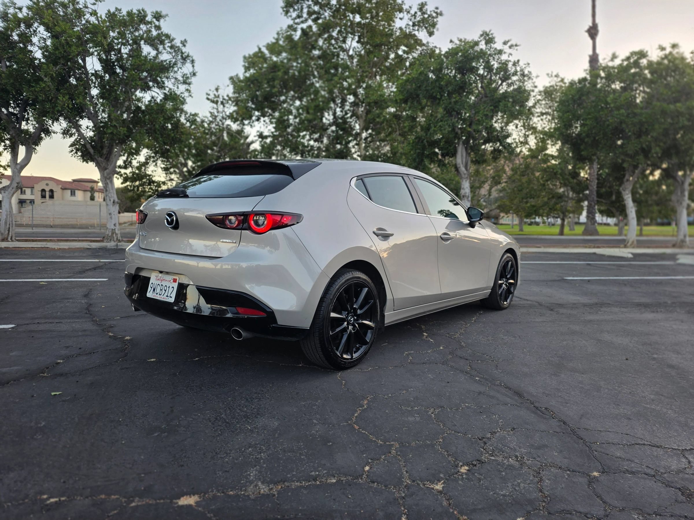 Used 2024 MAZDA MAZDA3 s FWD image 5