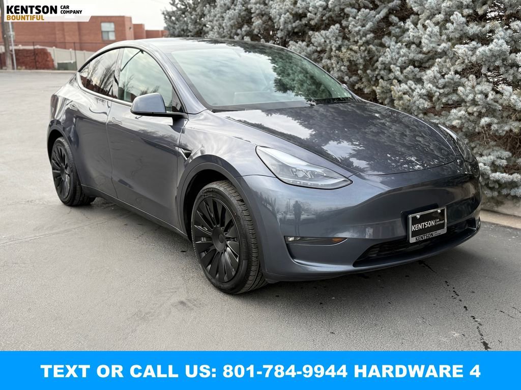 Used 2023 Tesla Model Y Long Range image 11