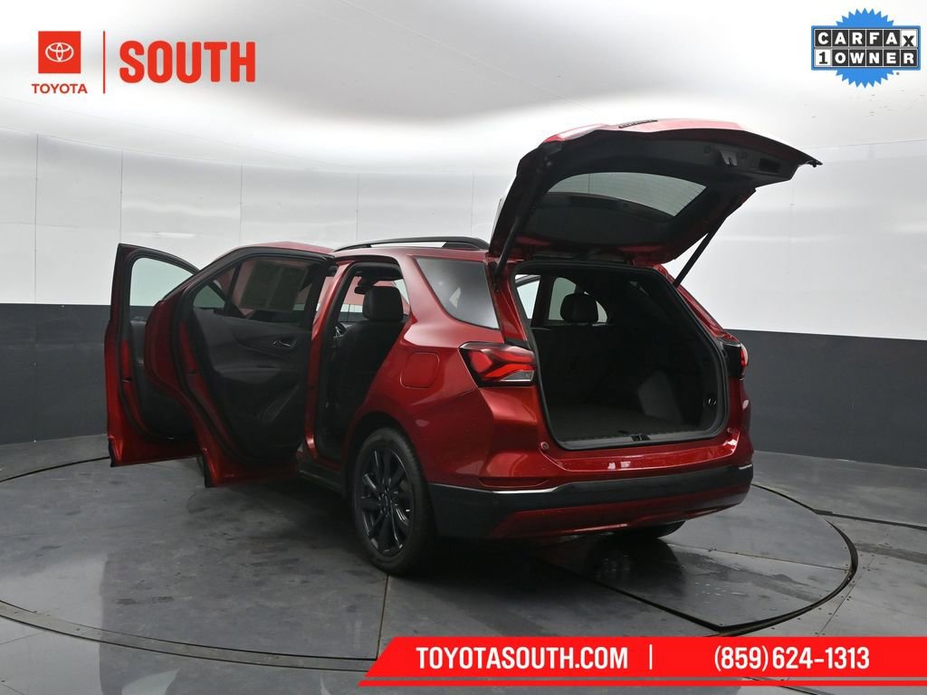 Used 2023 Chevrolet Equinox RS image 55