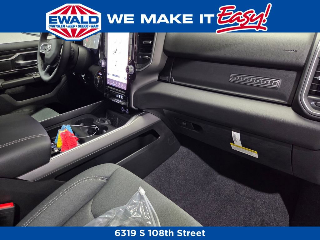 New 2026 RAM 1500 4x4 Crew Cab image 17