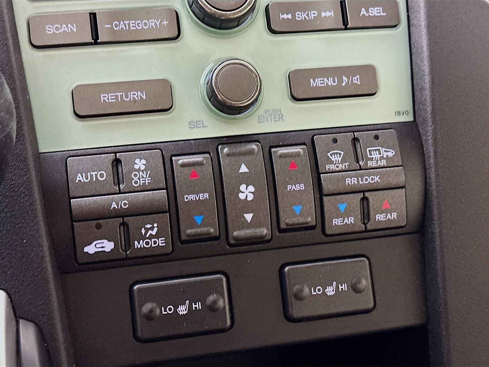 Used 2010 Honda Pilot EX-L image 25