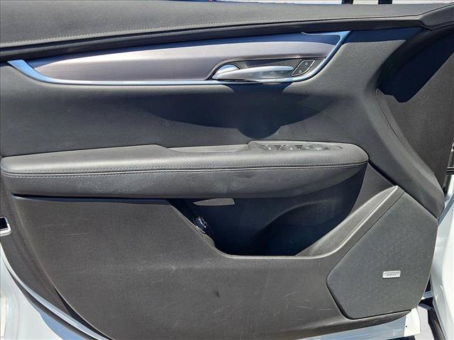 Certified 2024 Cadillac XT5 Luxury FWD image 12
