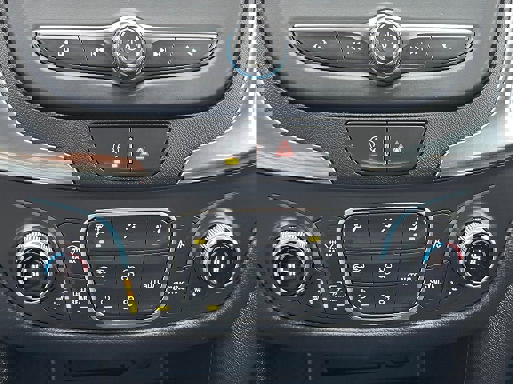 Used 2024 Chevrolet Equinox LT image 15