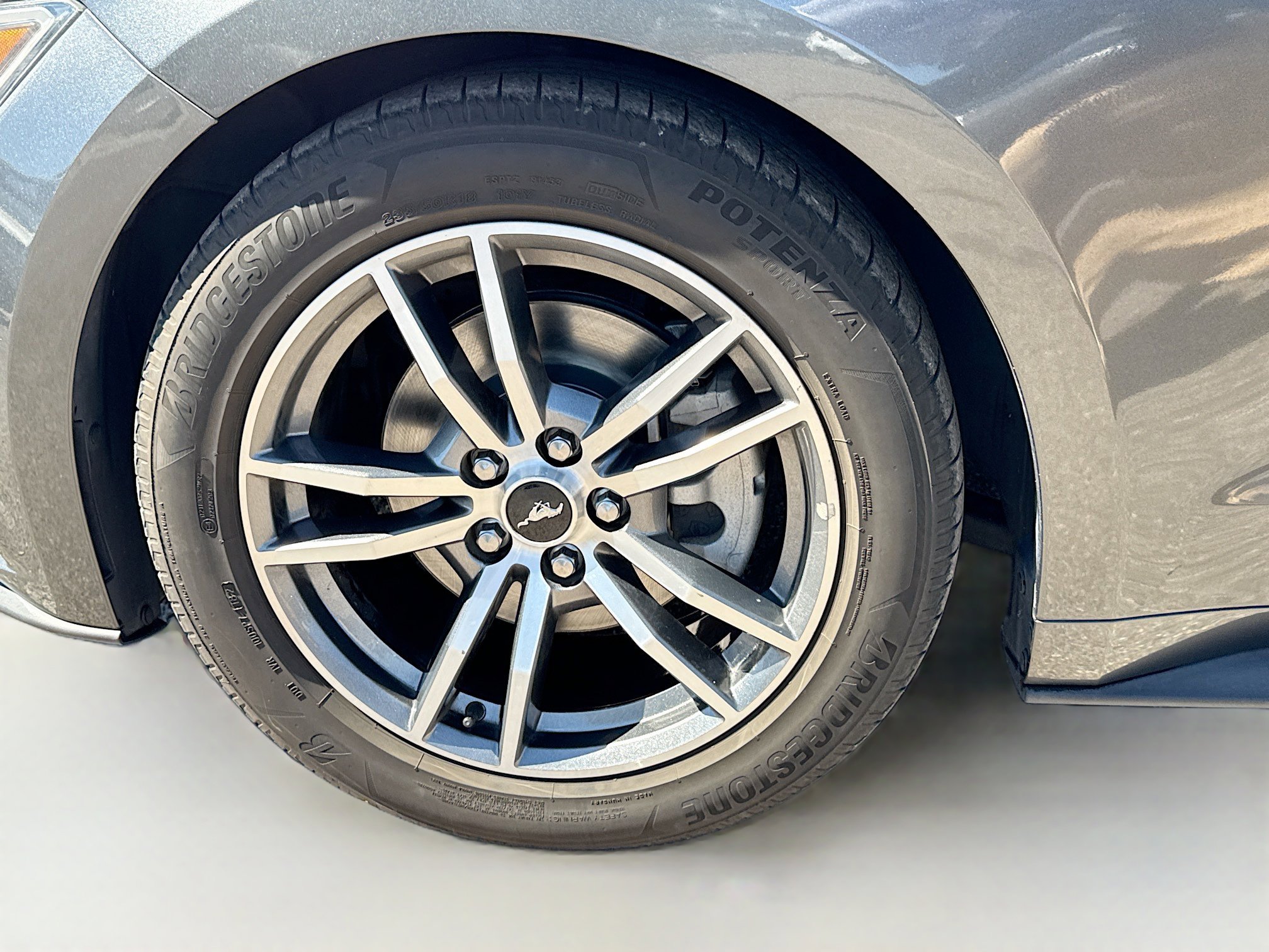 Used 2017 Ford Mustang Premium image 38