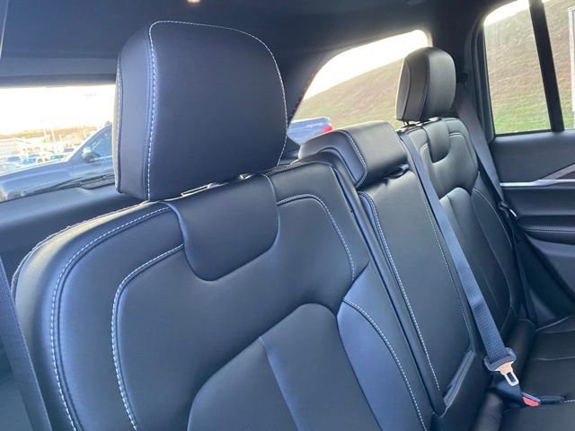 New 2025 Jeep Grand Cherokee Limited image 34