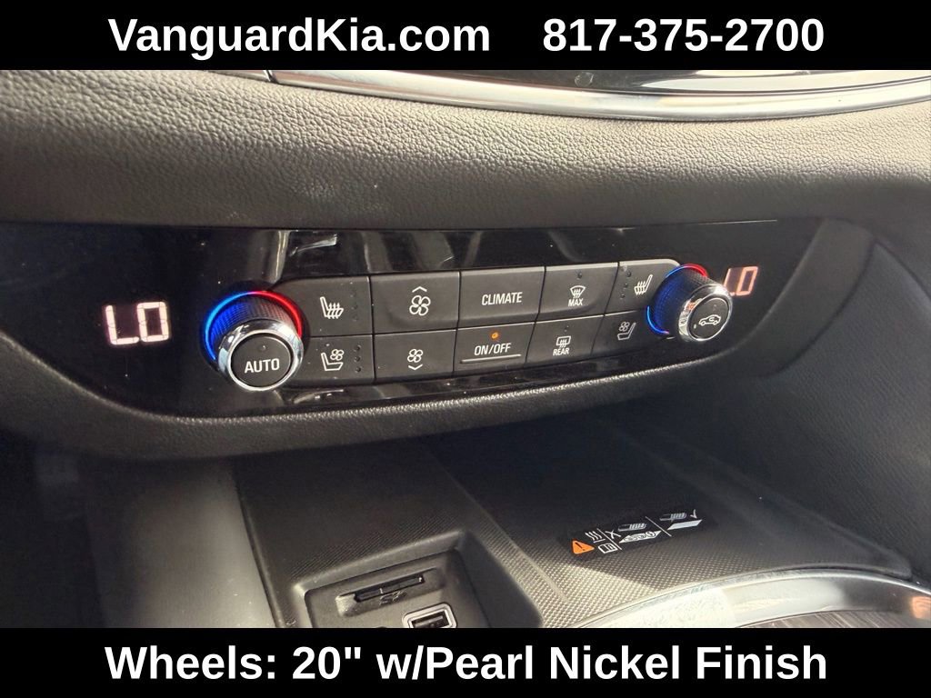 Used 2022 Buick Enclave Avenir w/ Avenir Technology Package image 20