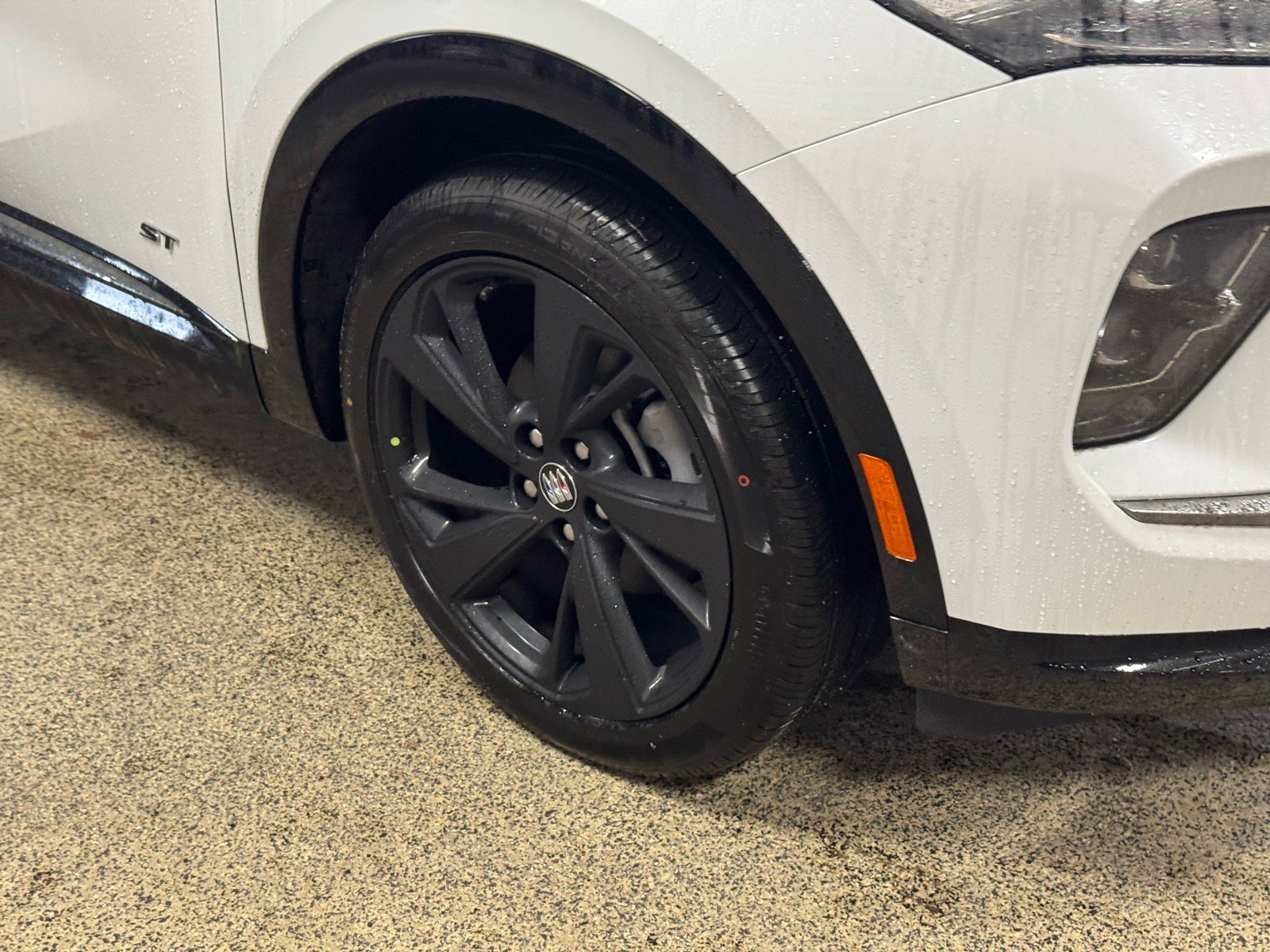 New 2026 Buick Envision Sport Touring image 4