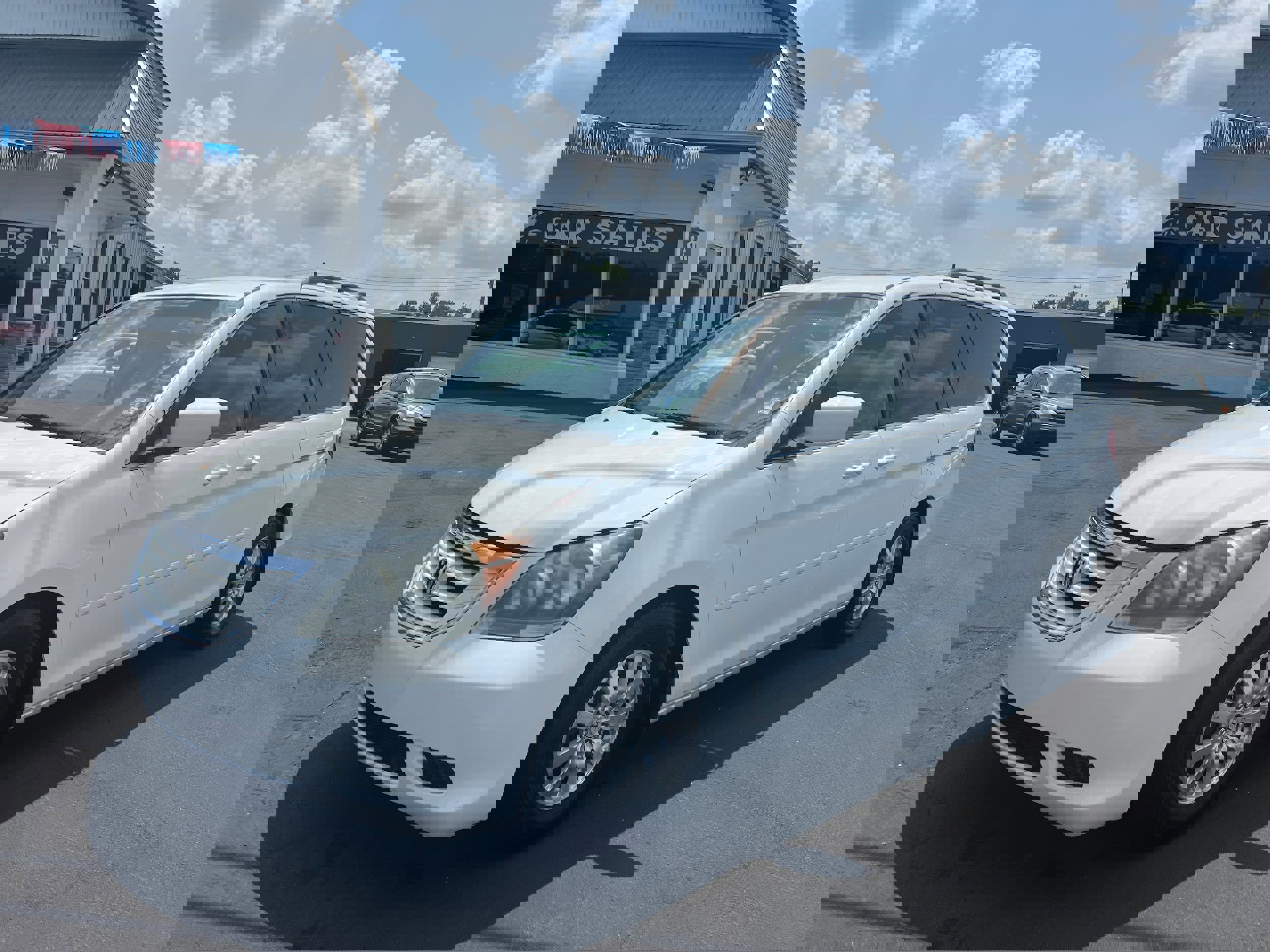 Used 2010 Honda Odyssey EX image 1