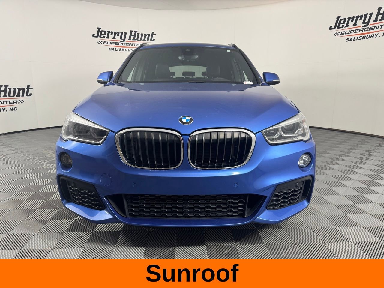 Used 2019 BMW X1 xDrive28i w/ M Sport Package image 5