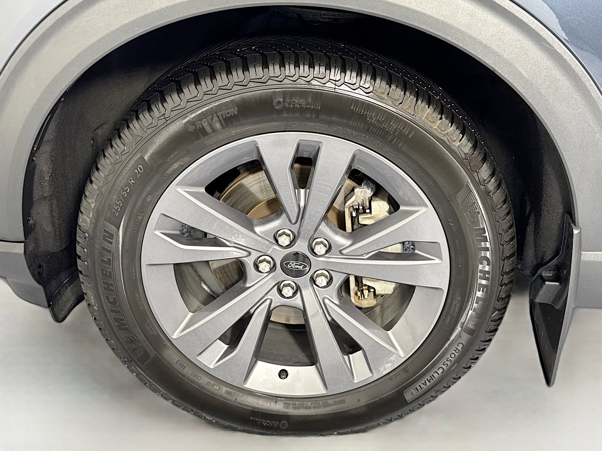 Used 2022 Ford Explorer XLT w/ Equipment Group 202A image 31