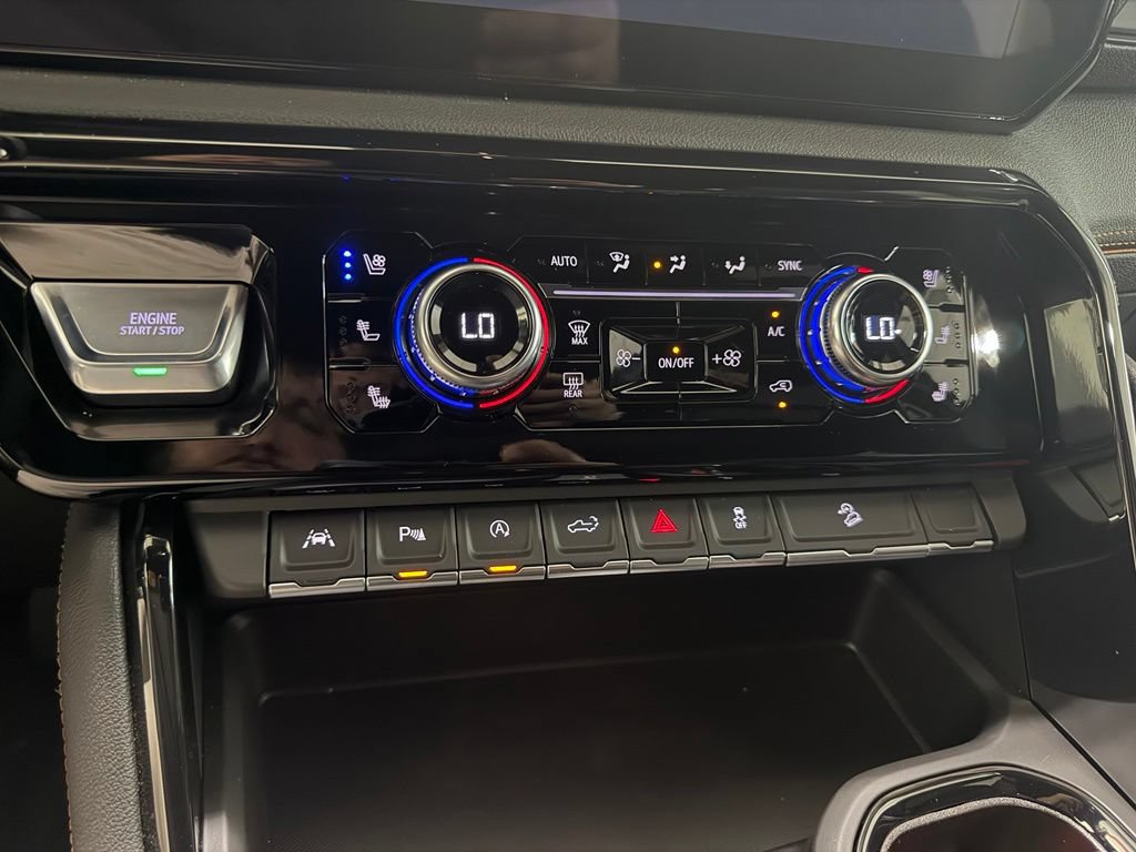 New 2026 GMC Sierra 1500 AT4 w/ AT4 Premium Package AWD/4WD image 21