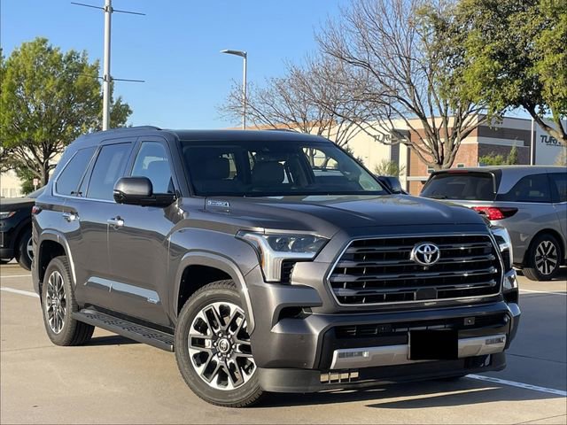 Used 2023 Toyota Sequoia Limited image 2
