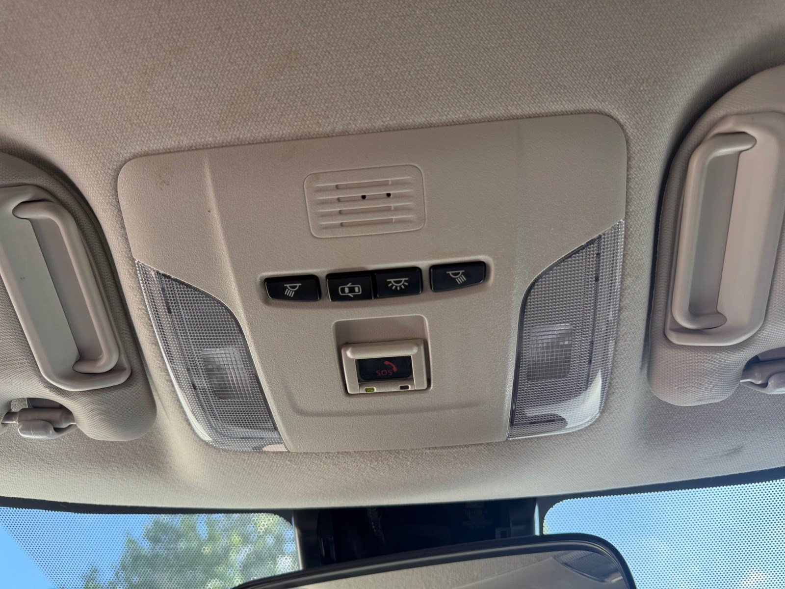 Used 2022 Toyota Corolla LE FWD image 31