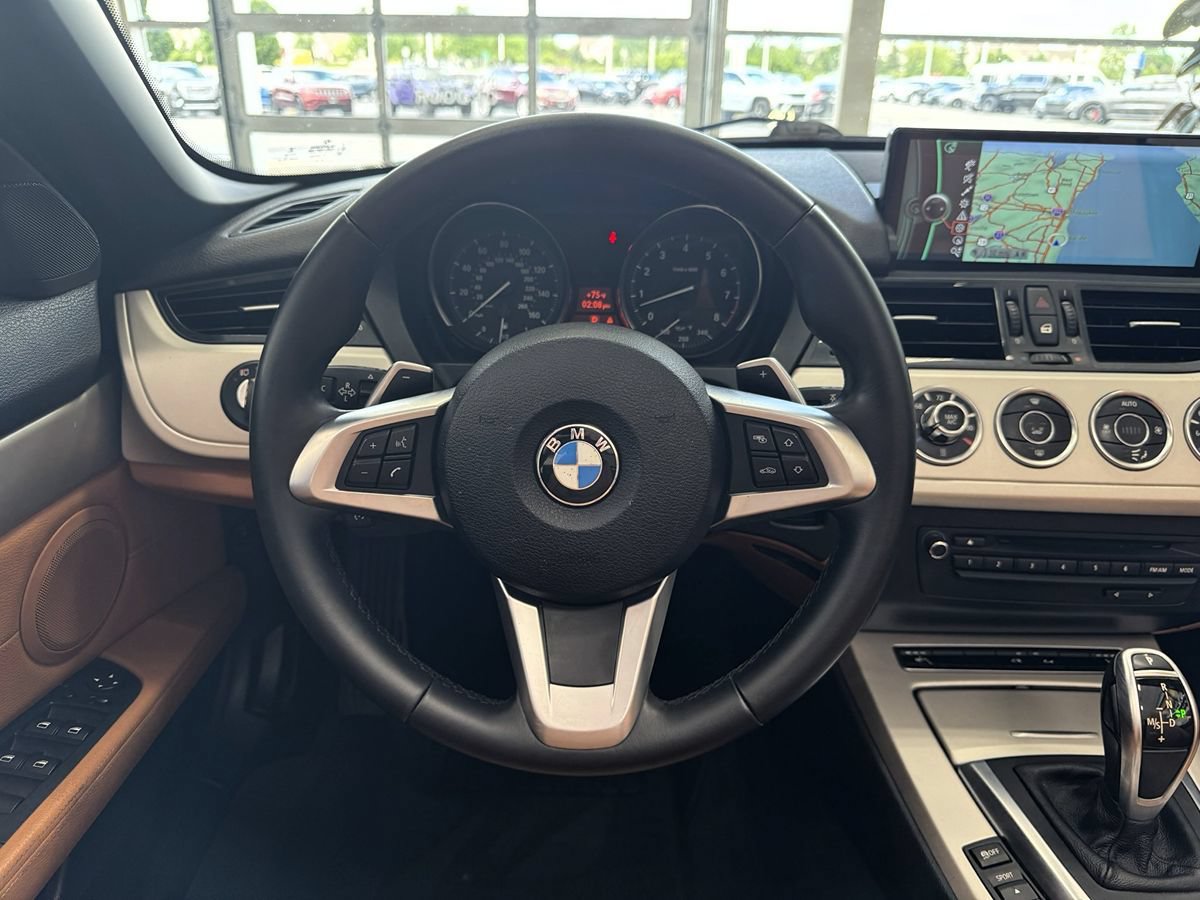 Used 2015 BMW Z4 sDrive28i RWD image 42