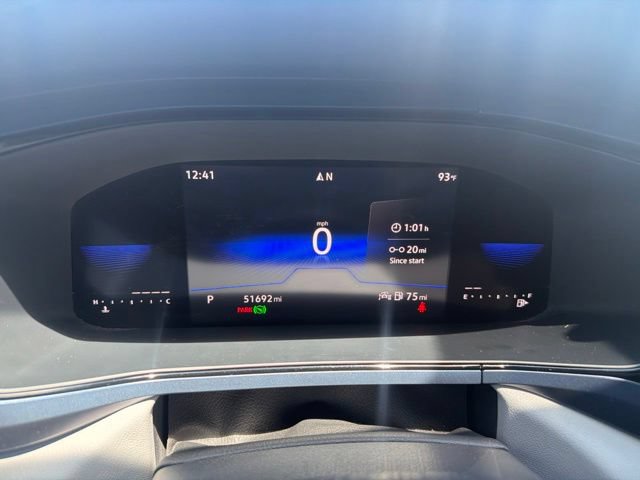 Certified 2023 Volkswagen Taos SE w/ Panoramic Sunroof Package FWD image 16