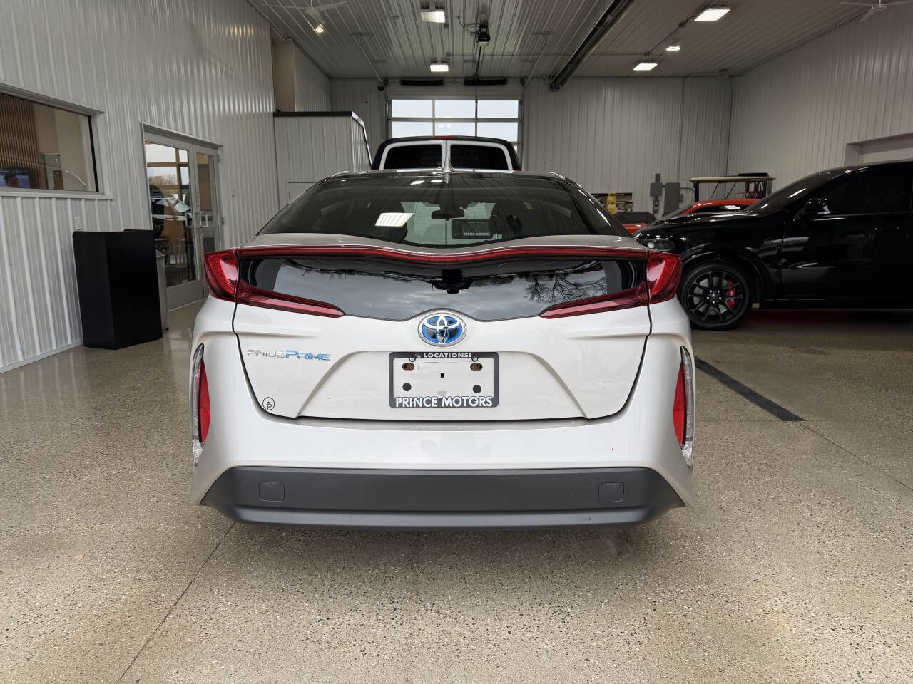 Used 2017 Toyota Prius Prime Plus image 12