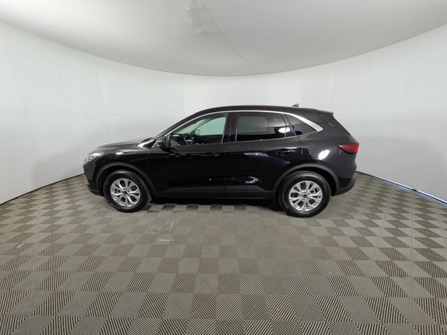 Used 2023 Ford Escape Active AWD/4WD image 24