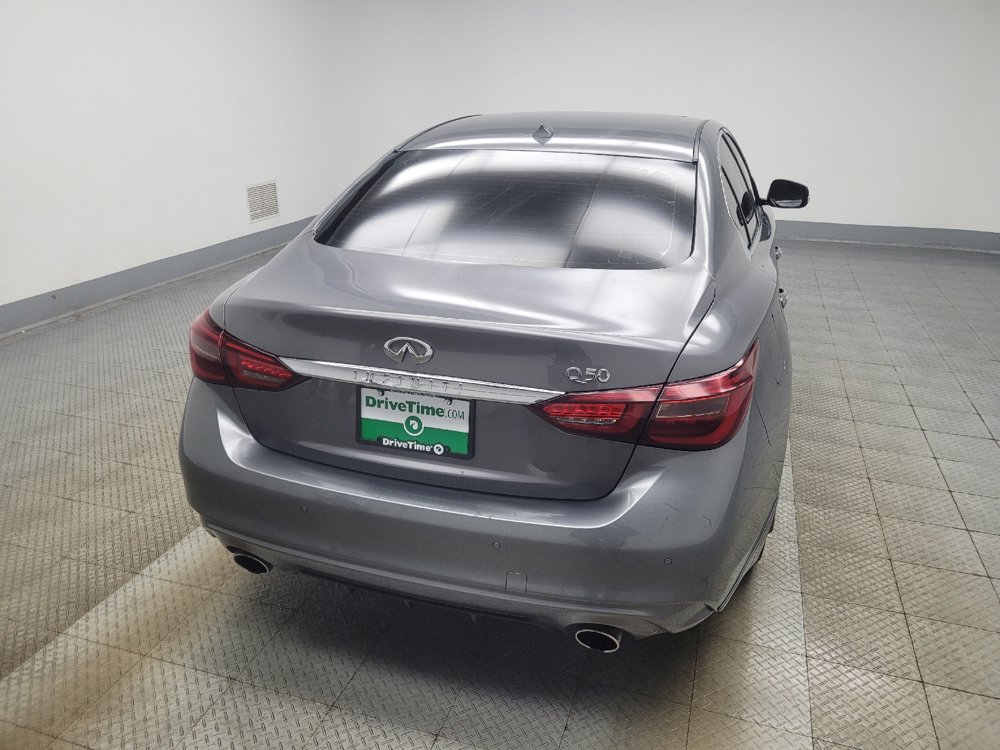 Used 2018 INFINITI Q50 Luxe w/ Essential Package (2.0T Luxe) RWD image 7